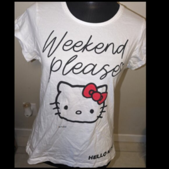 Sanrio Hello kitty Womens Top Sz M " Weekend Please " - Picture 1 of 2